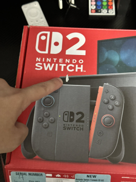 Switch 2 с дырками в экране достались некоторым первым покупателям — но Nintendo тут ни при чём