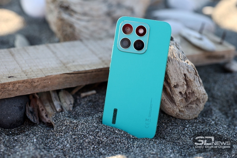 Caviar представила спецверсии iPhone 17 Pro Victory Collection по цене от 629 000 рублей