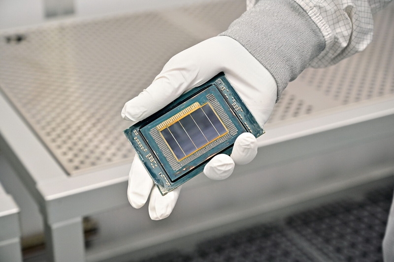 Intel представила 288-ядерные процессоры Clearwater Forest, основанные на ядрах Darkmont и техпроцессе 18A